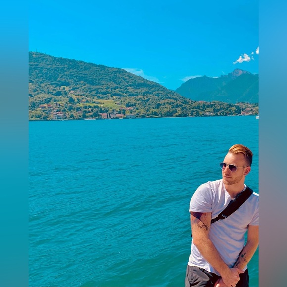 Meet your Posher, Sam - Picture 3 of 13